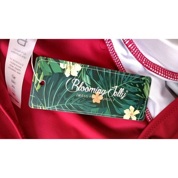 Blooming Jelly Swim Dress Sz 3X Burgundy Red Flounce Sleeve V Neck One Piece New - Picture 5 of 7